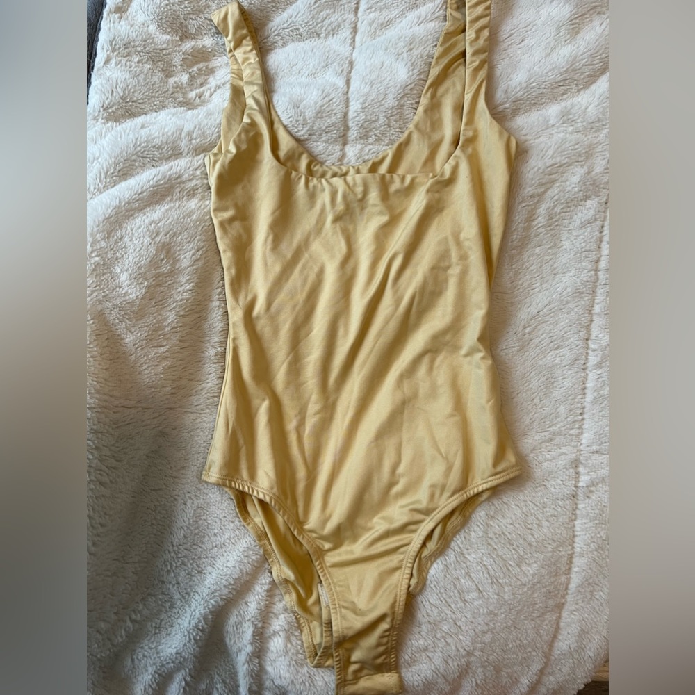 Princess Polly bodysuit.